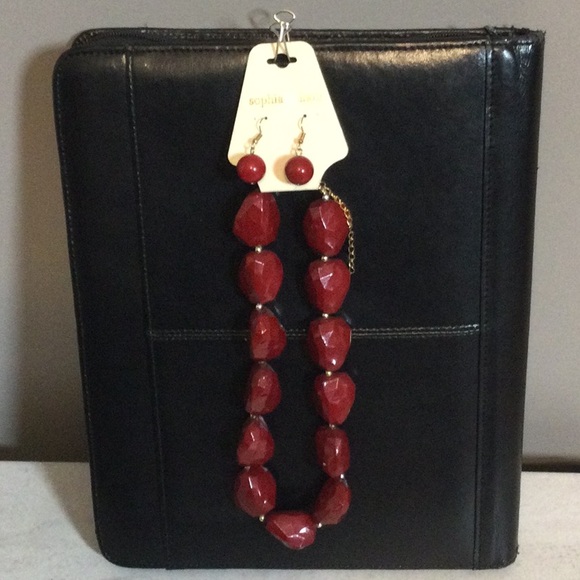 NWT Sophia & Kate chunky red necklace and matching drop earrings - Picture 2 of 6